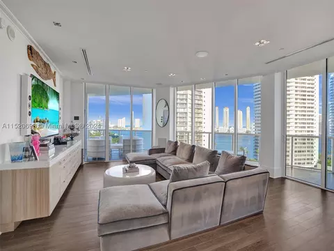 4100 Island Blvd #1102, Aventura, FL 33160