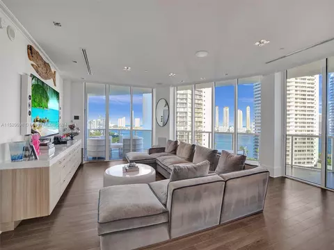 4100 Island Blvd #1102, Aventura, FL 33160