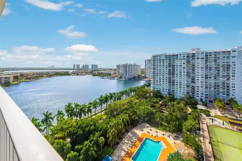2851 NE 183rd St #1608E, Aventura, FL 33160
