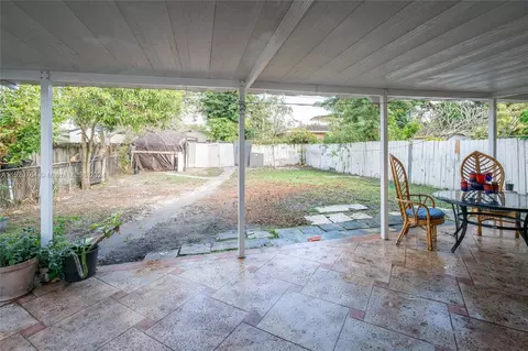 Exterior - 437 E 56th St, Hialeah, FL 33013 photo 4 of 5