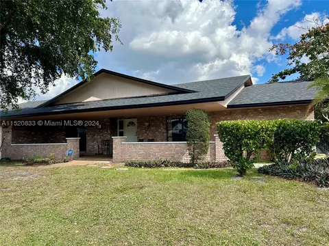 1500 SW 73rd Ave, Plantation, FL 33317