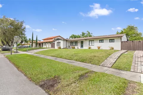 11580 SW 112th Ave Rd, Miami, FL 33176