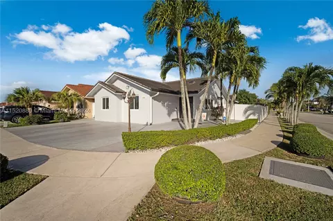 1285 SW 141st Ave, Miami, FL 33184