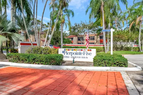 11918 NW 11th St #11918, Pembroke Pines, FL 33026
