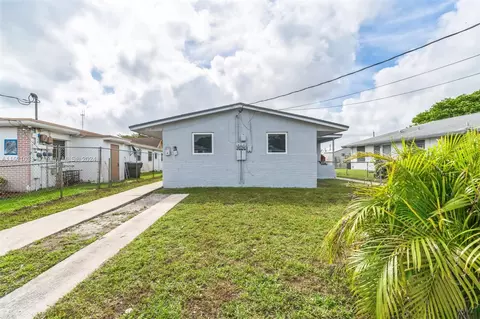 5712 Mayo St, Hollywood, FL 33023