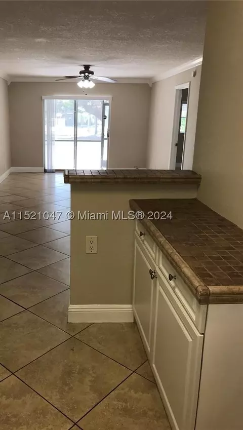 Undisclosed, Davie, FL 33314