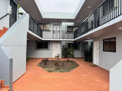 1360 W 41st St #106, Hialeah, FL 33012