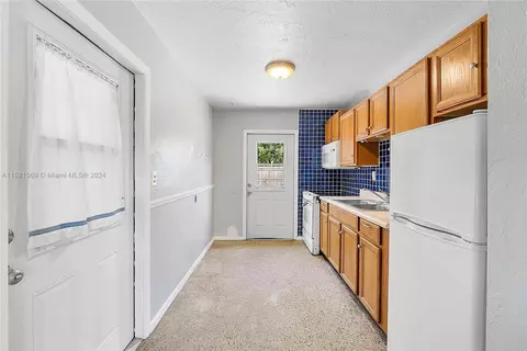 3120 NE 12th Ter, Pompano Beach, FL 33064 photo 10