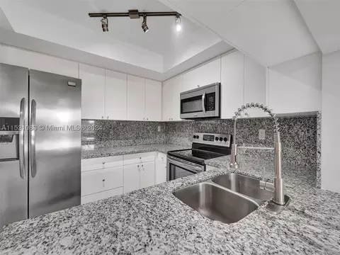 9285 SW 125th Ave #405, Miami, FL 33186