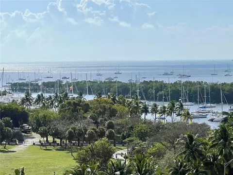 2843 S Bayshore Dr #8E, Miami, FL 33133