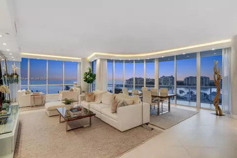 100 S Pointe Dr #804, Miami Beach, FL 33139