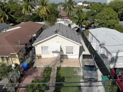1429 NW 34th St, Miami, FL 33142