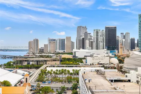 1750 N Bayshore Dr #1810, Miami, FL 33132