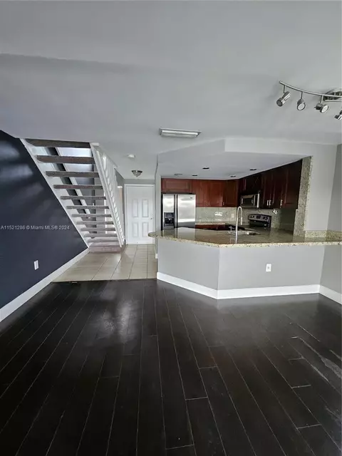5200 NW 31st Ave #30, Fort Lauderdale, FL 33309