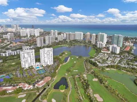 20335 W Country Club Dr #2605, Aventura, FL 33180