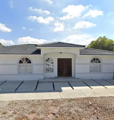 3196 W 79th Pl, Hialeah, FL 33018