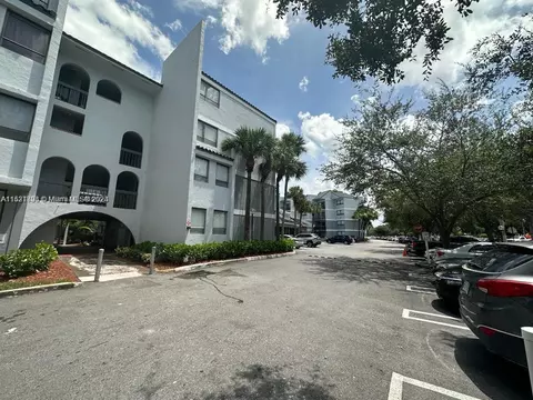 1880 N Congress Ave #209, West Palm Beach, FL 33401