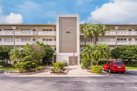 2903 Victoria Cir #E4, Coconut Creek, FL 33066
