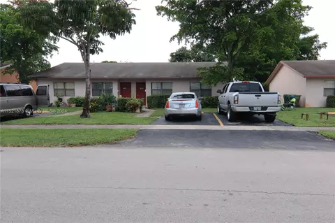 5889 NW 5891 Nw 23rd St, Lauderhill, FL 33313