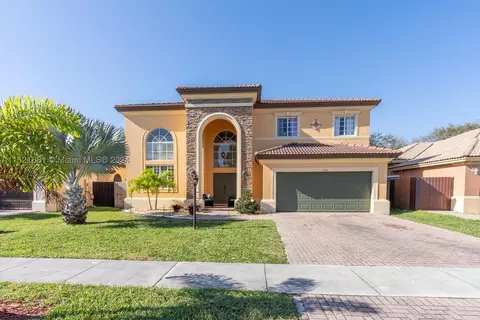 1080 NE 35th Ave, Homestead, FL 33033