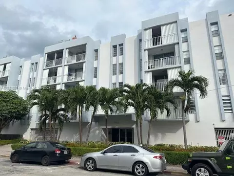 7705 Abbott Ave #505, Miami Beach, FL 33141