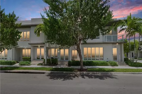 10545 NW 64th Way, Doral, FL 33178