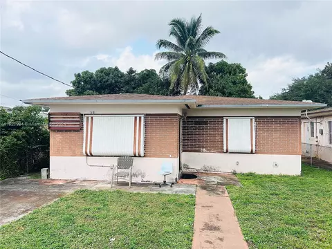 3119 NW 44th St, Miami, FL 33142