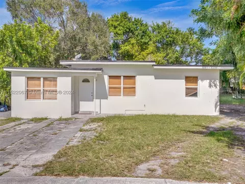 25 NW 127th St, North Miami, FL 33168