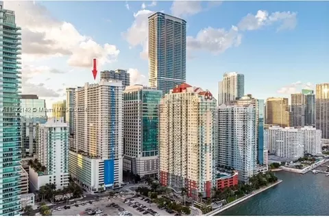 1200 Brickell Bay Dr #1915, Miami, FL 33131