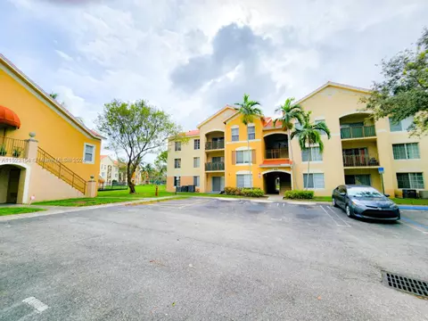 4151 San Marino Blvd #202, West Palm Beach, FL 33409