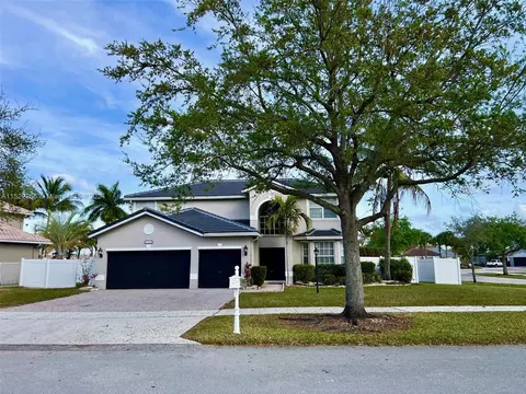 16275 N Mariposa Cir N, Fort Lauderdale, FL 33331