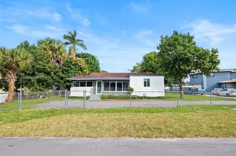 2545 NW 114th St, Miami, FL 33167