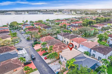 8670 SW 159th Pl, Miami, FL 33193