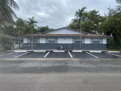 5840 NW 23rd St, Lauderhill, FL 33313