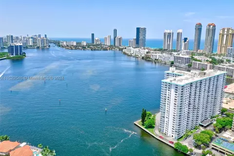 301 174th St #1206, Sunny Isles Beach, FL 33160