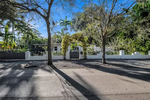 6430 SW 62nd Ct, South Miami, FL 33143