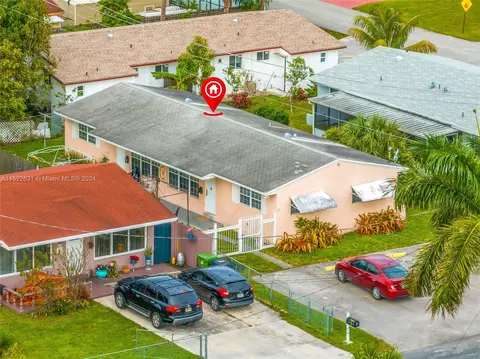 810 SW 5th Ave, Hallandale Beach, FL 33009