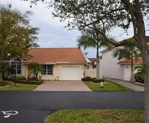 15281 SW 108th Ter, Miami, FL 33196
