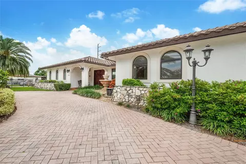 380 SW 82nd Ave, Miami, FL 33144