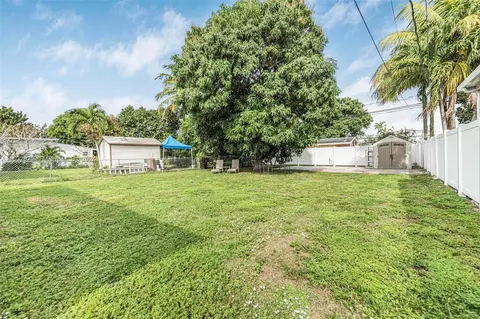 133 E 46th St, Hialeah, FL 33013 photo 17