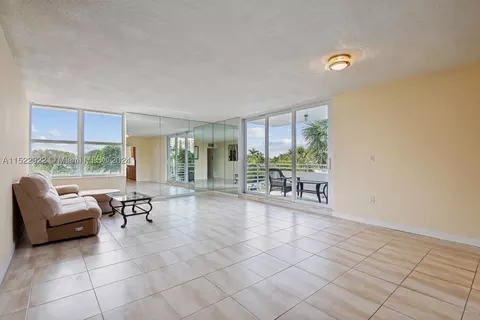 888 Intracoastal Dr #3F, Fort Lauderdale, FL 33304