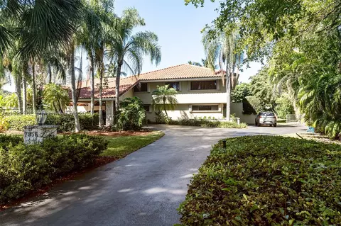 7556 Los Pinos Blvd, Coral Gables, FL 33143
