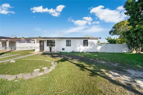 11245 SW 47th Ter, Miami, FL 33165