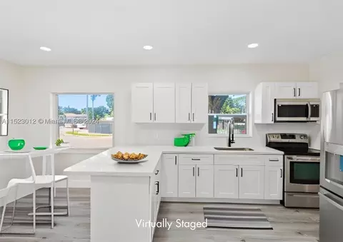 503 NW 24th Ave, Miami, FL 33125