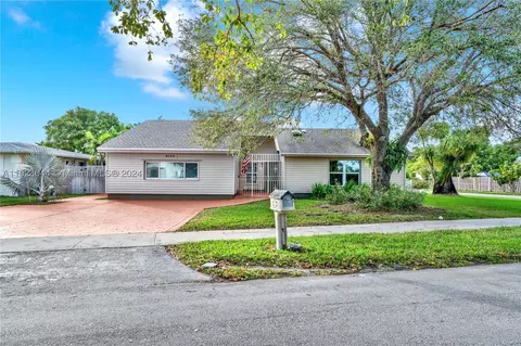 8100 SW 133rd Ct, Miami, FL 33183