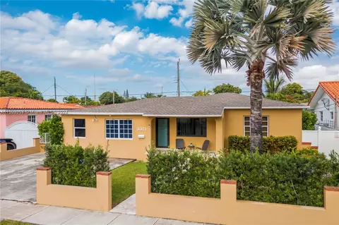 3071 SW 19th Ter, Miami, FL 33145