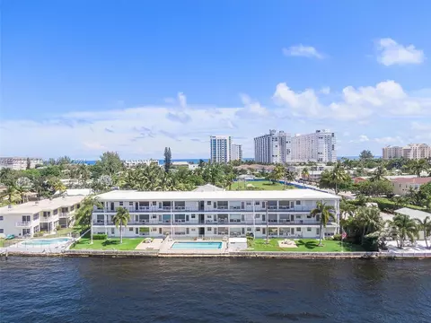 701 S Riverside Dr #305, Pompano Beach, FL 33062