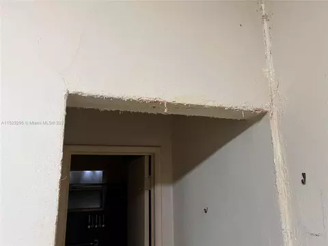 960 W 33rd St, Hialeah, FL 33012 photo 56