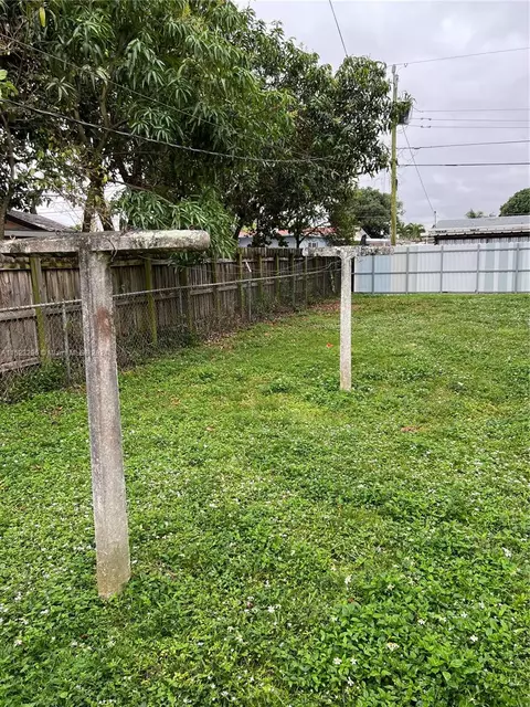 960 W 33rd St, Hialeah, FL 33012 photo 26