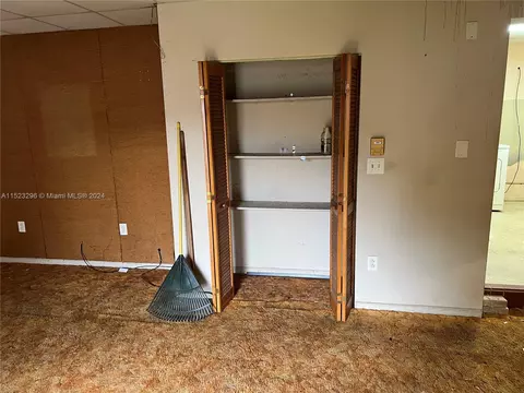 960 W 33rd St, Hialeah, FL 33012 photo 35